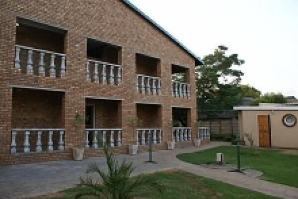 Emerald Guesthouse 4/70