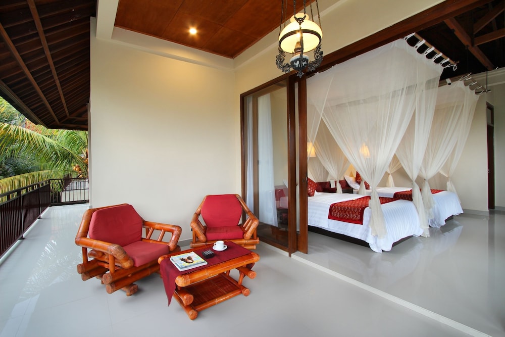 Putri Ayu Cottages 39/63