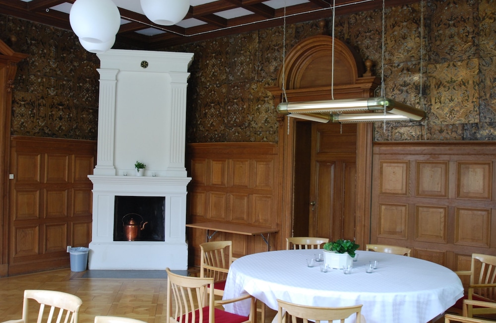 Hellidens Slott Och Vandrarhem 47/47