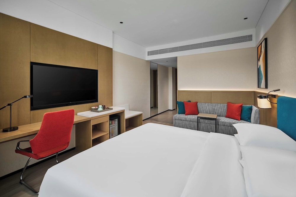 Hyatt Place Nanjing Xuanwu 24/32