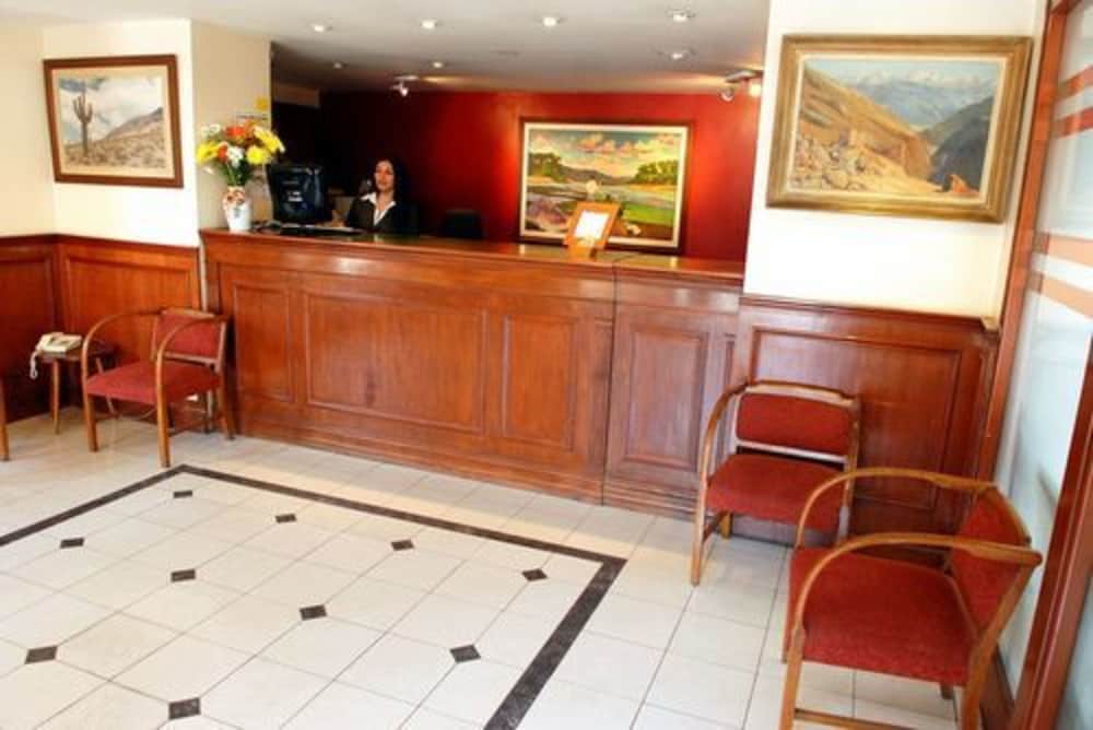 Hotel Colonial Salta 3/50