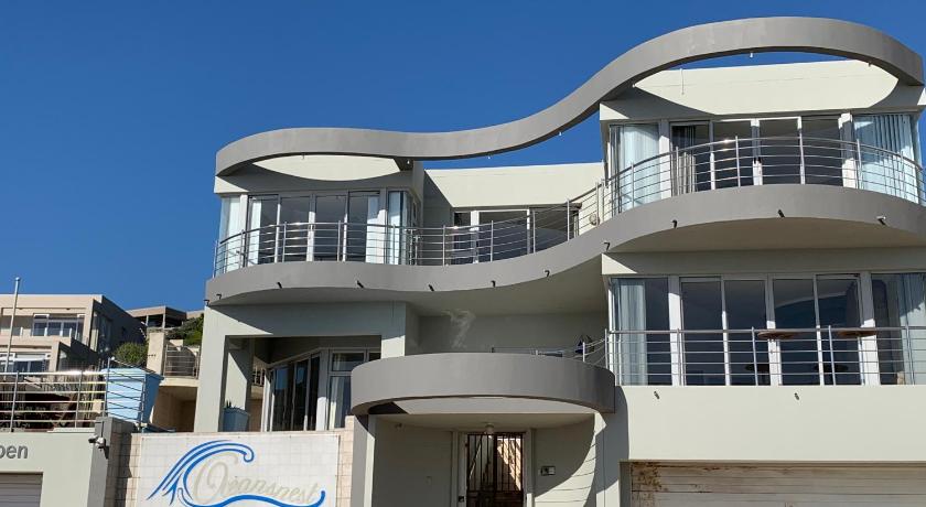 Oceansnest Guest House 2/50