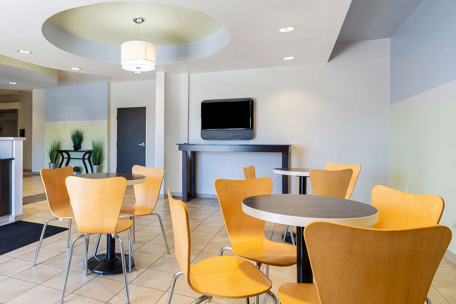SureStay by Best Western Livingston Merced County 9/10