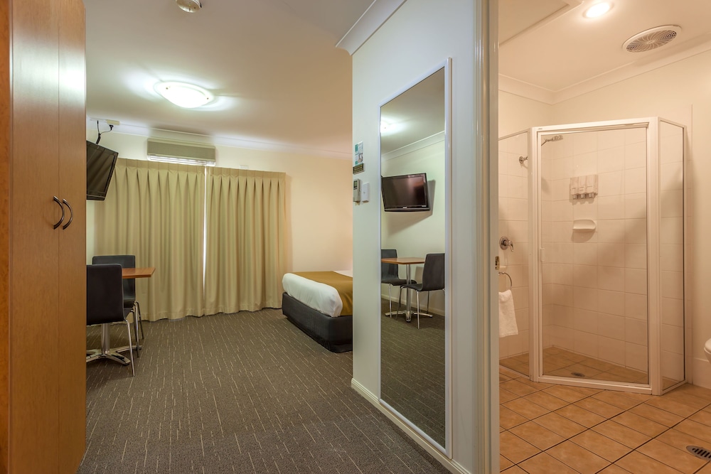 Best Western Tuscany On Tor Motor Inn 18/29