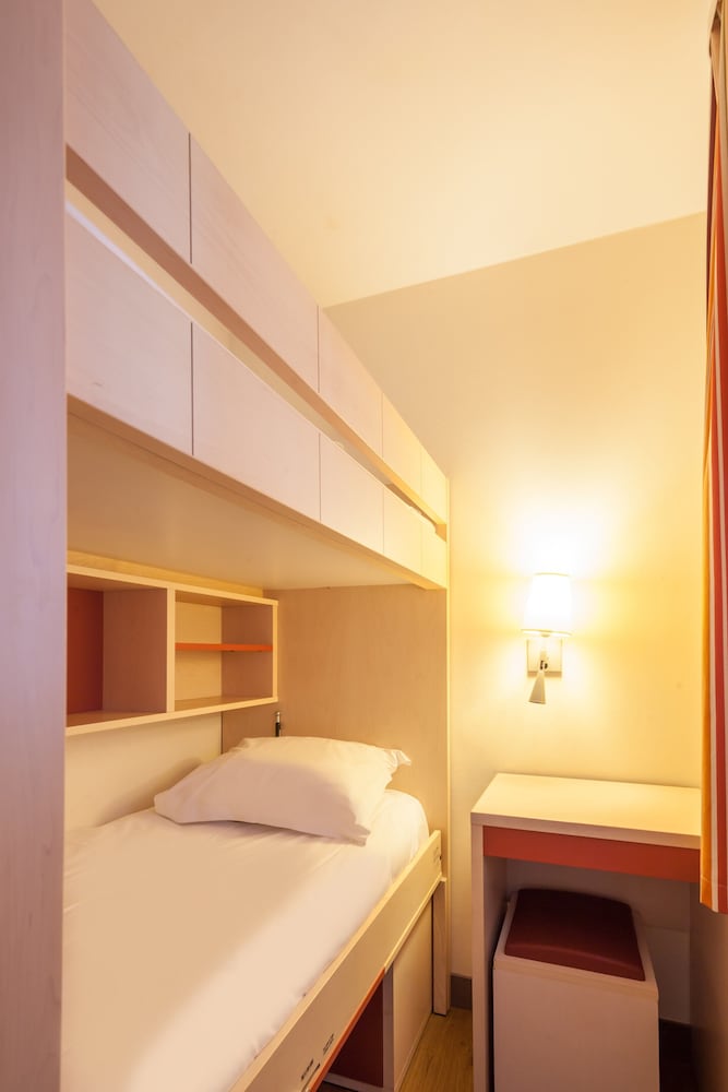 1 Bedroom, Apartment, Bunk Bed, 2 Sofa, Alcove, Terrace، Pierre Vacances Village Residence Cap Esterel 5/10