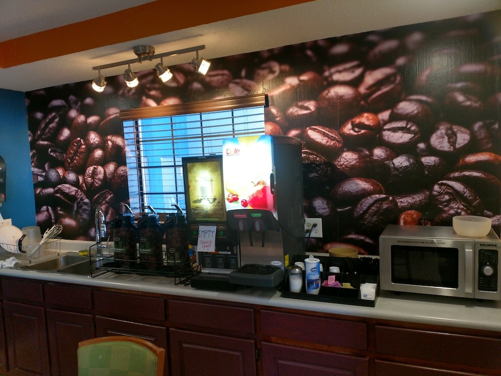 Executive Inn and Suites Wichita Falls 4/44
