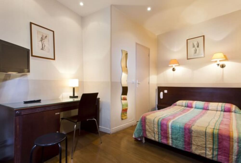 Merryl Hotel 18/43