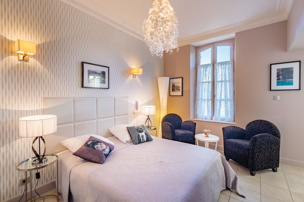 Hotel La Suite 19/75