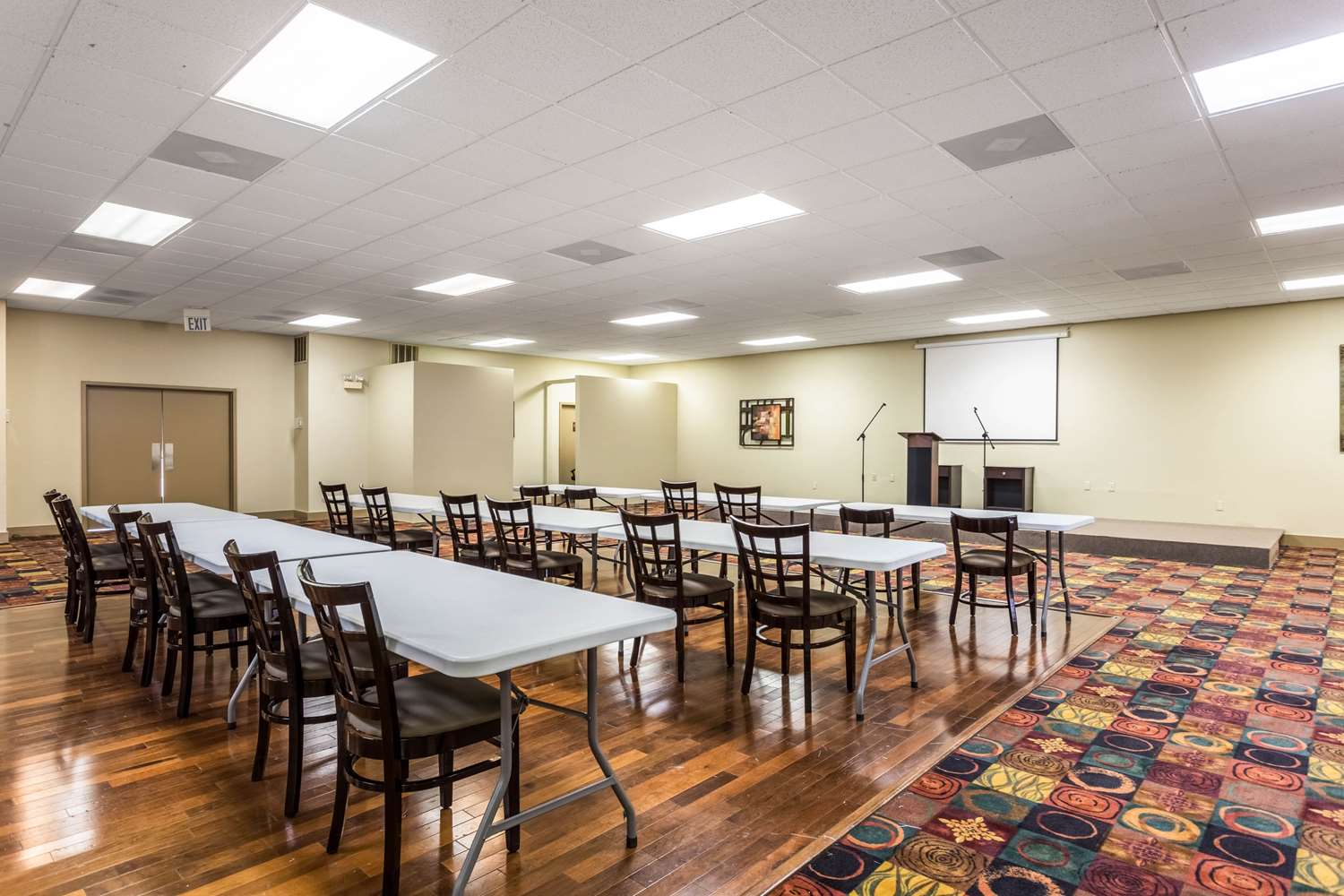Quality Inn Heber Springs, AR 27/30