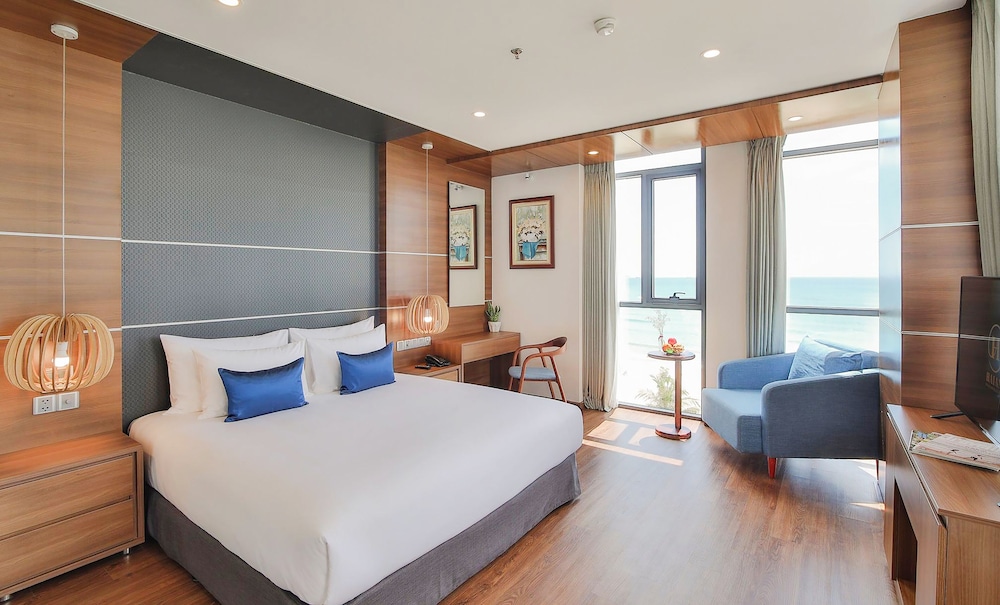 Haian Beach Hotel And Spa 18/71