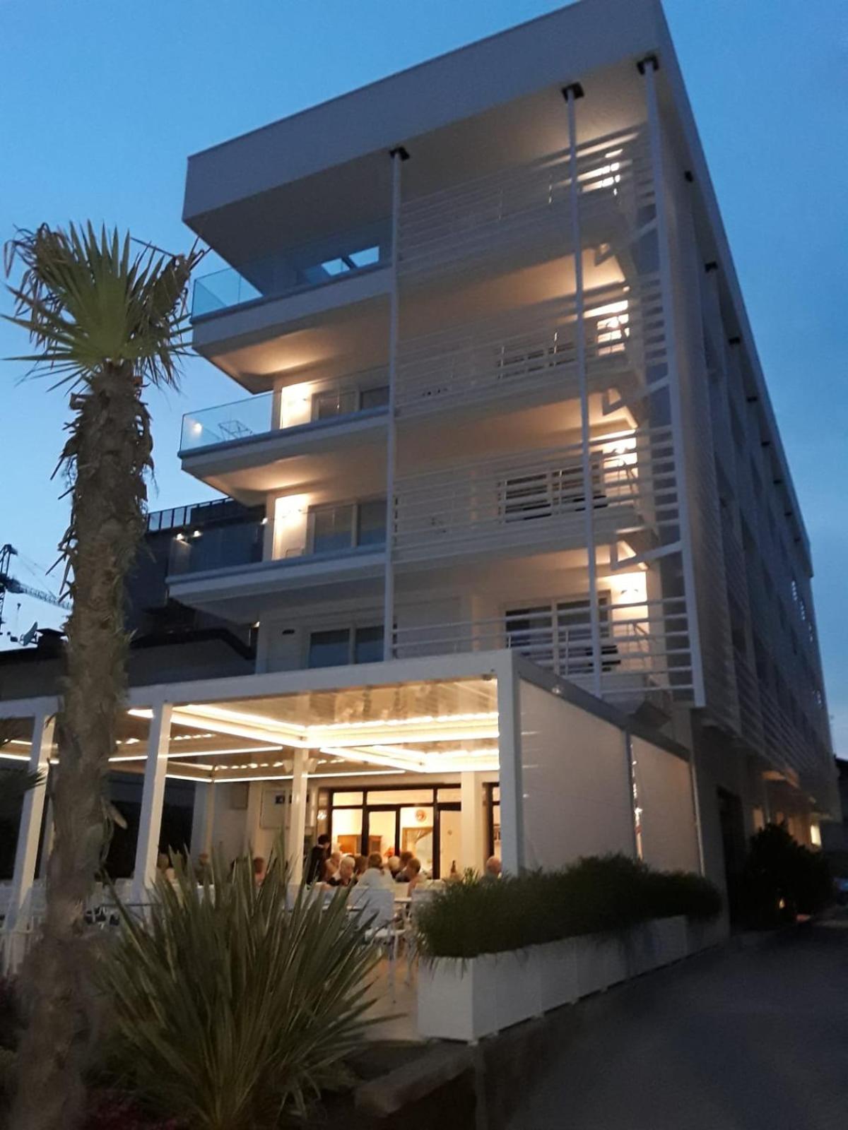 Hotel Strand 1/47