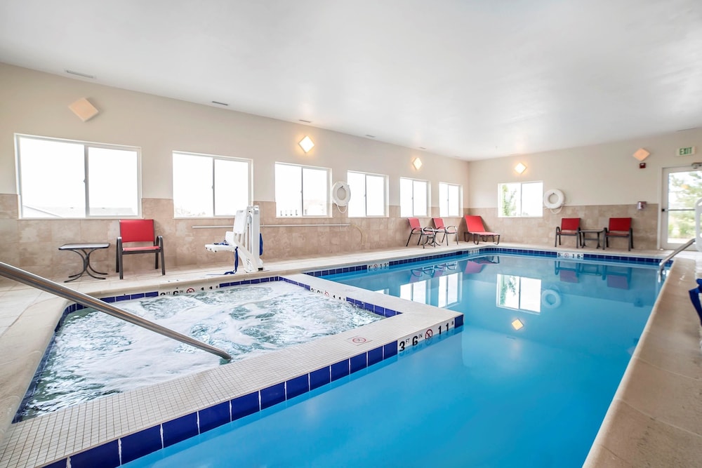 Sleep Inn and Suites Douglas, WY 2/39