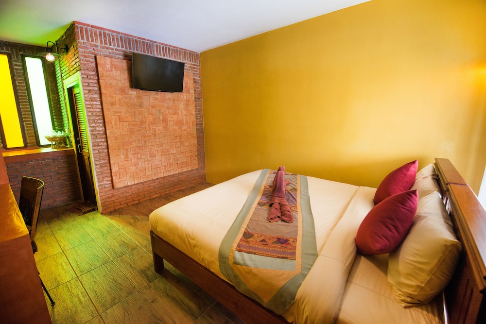 Pongphen Guesthouse 36/72