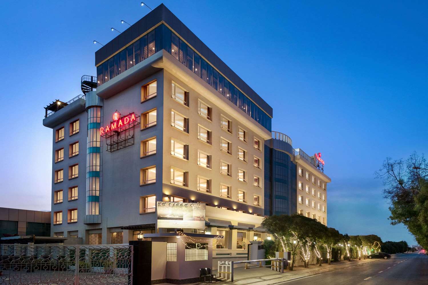 Ramada by Wyndham Karachi Creek 2/27