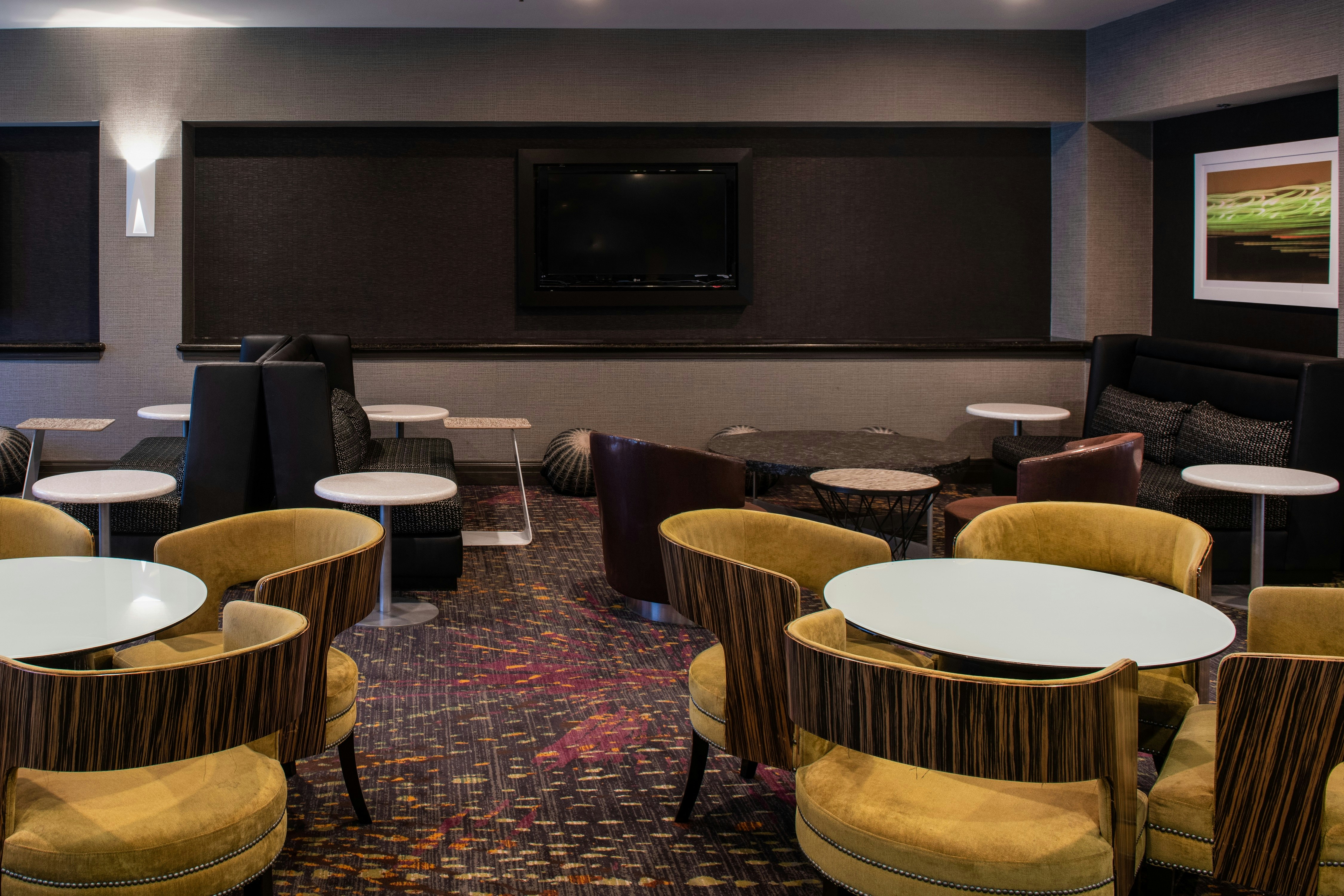 Embassy Suites Las Vegas 68/76