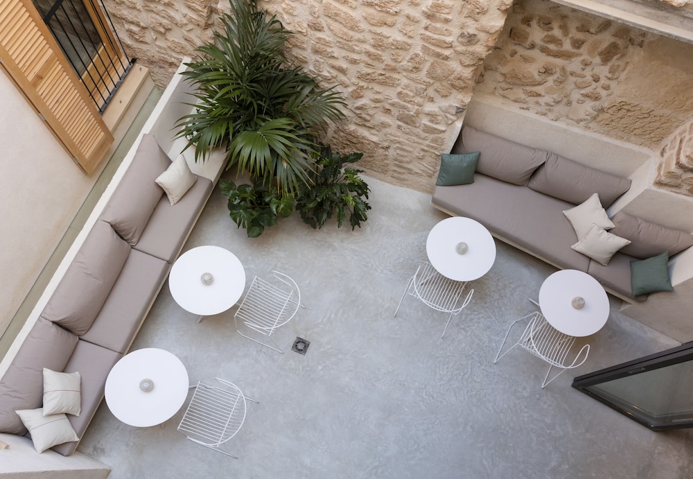 ARA Alcudia Adults Only 43/50