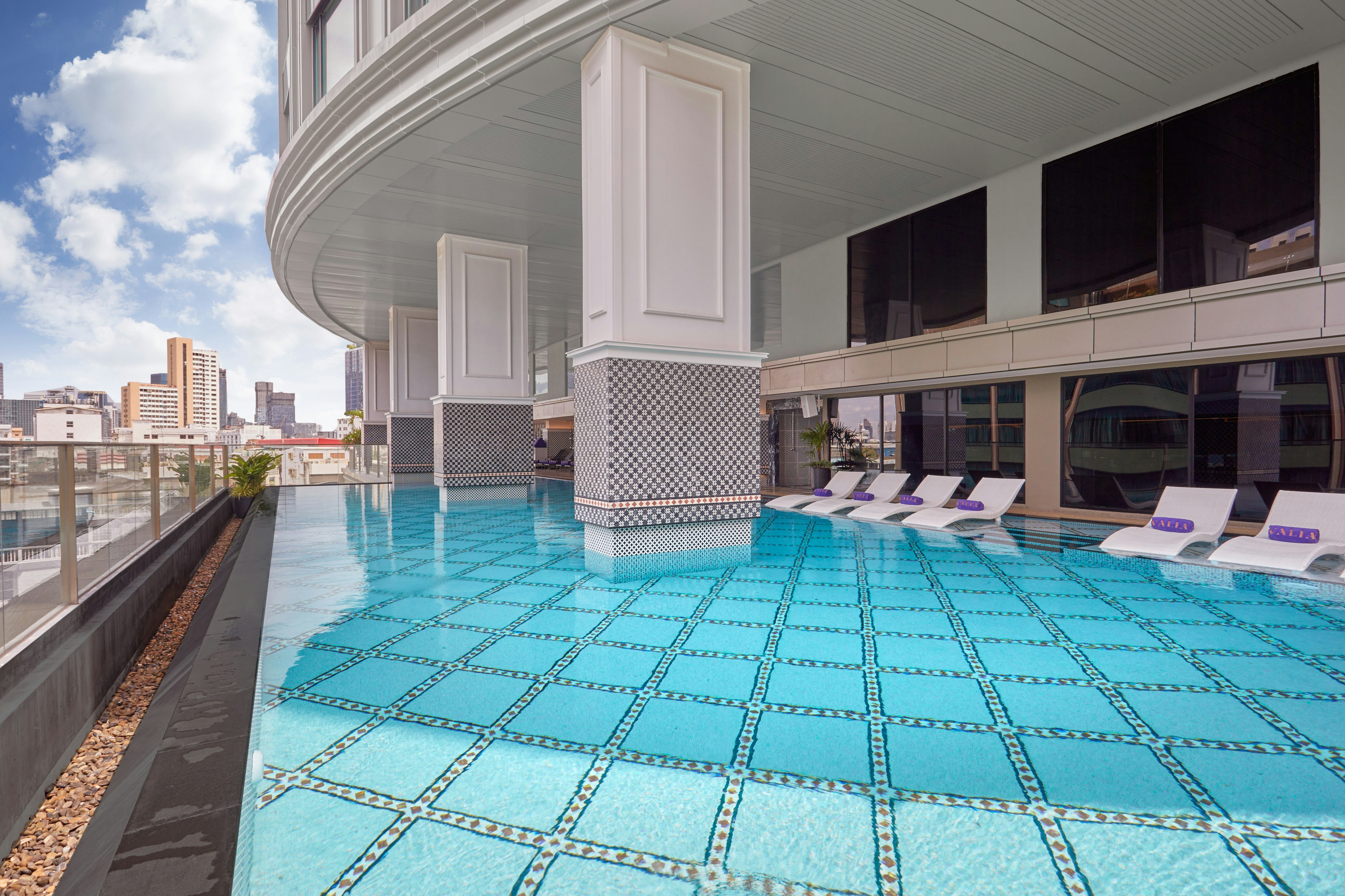 Valia Bangkok Sukhumvit 24 by Kingston Hotels 13/21