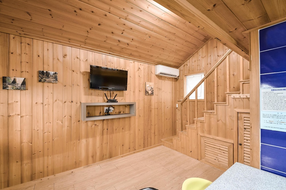 Gapyeong Alum Malu Pension 17/49