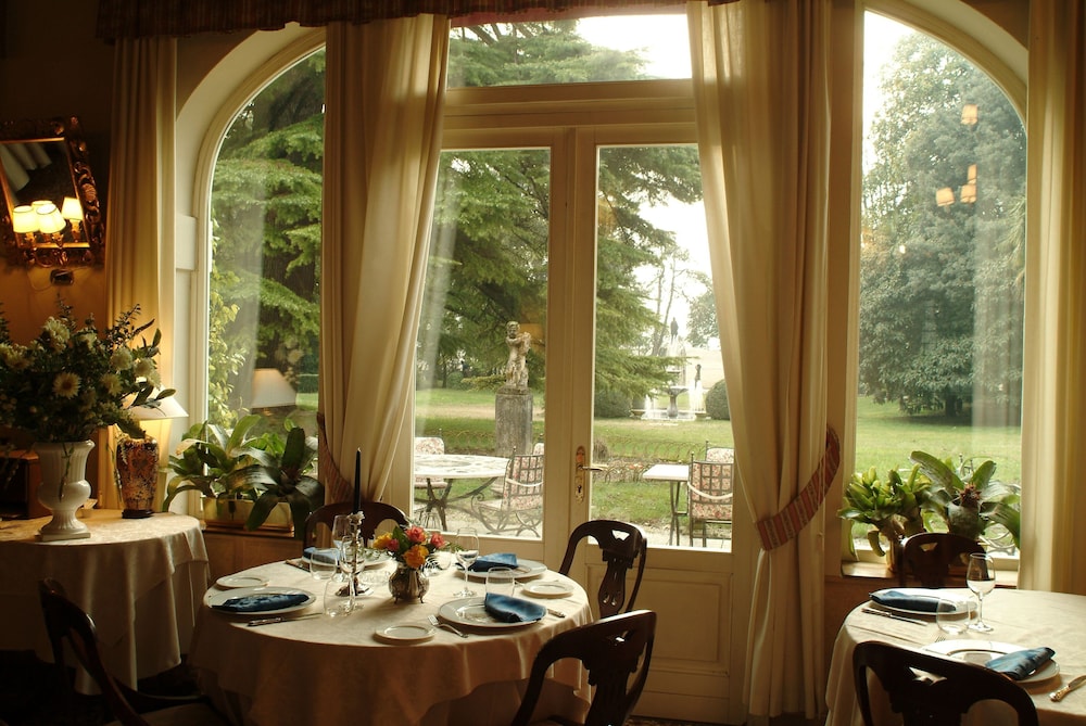 Hotel Villa Luppis 54/77