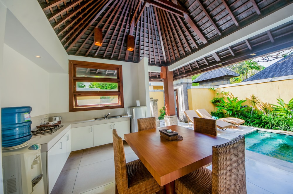 Nomad Hub Canggu Bali 14/22