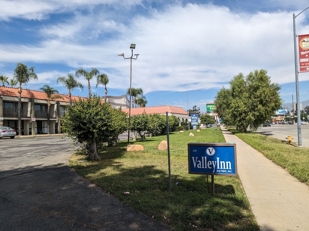 Valley Inn 45/59