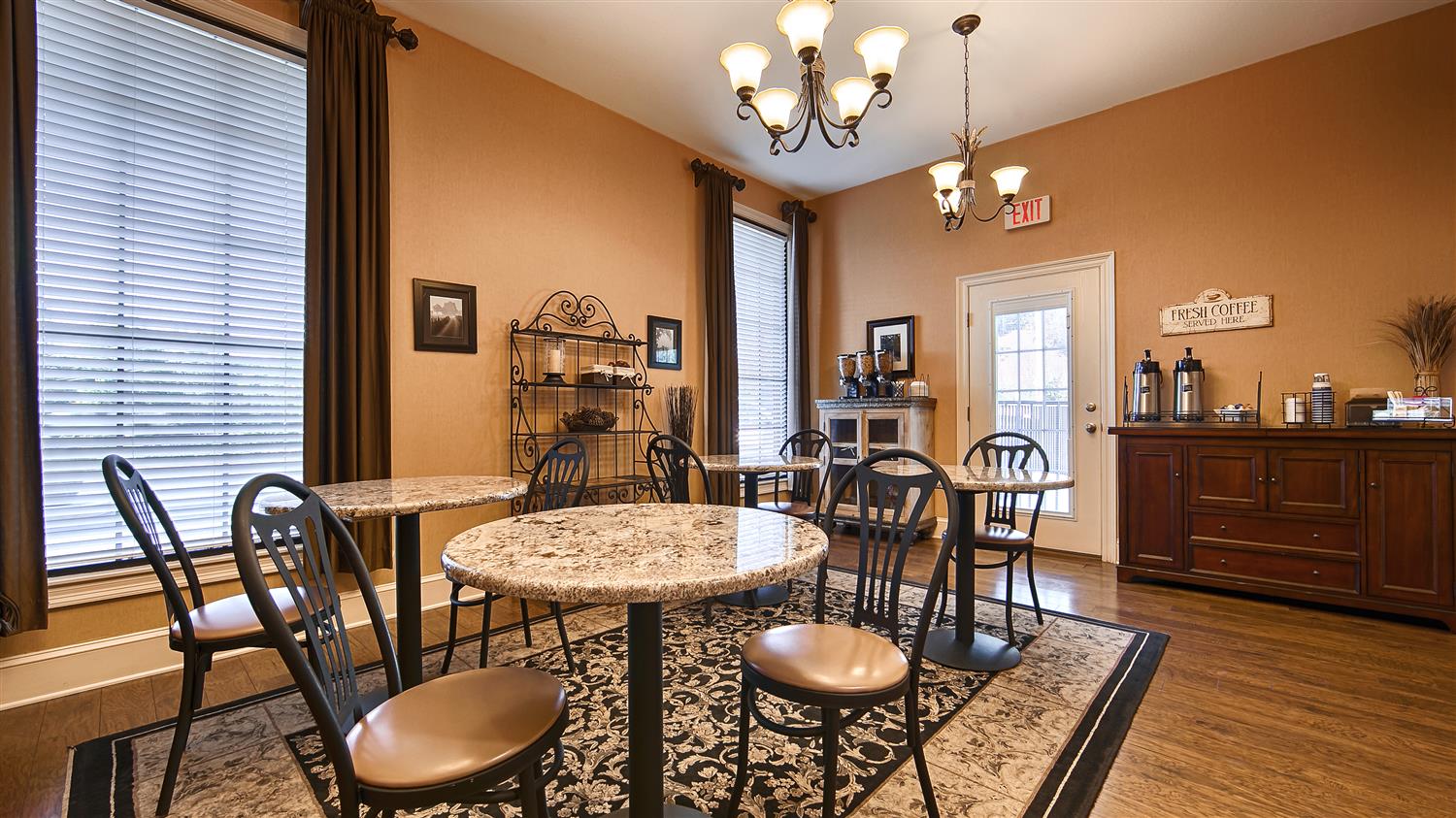 Best Western Suites 27/33