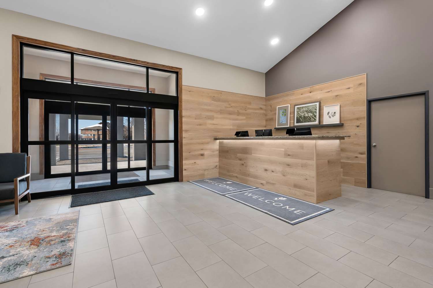 Country Inn and Suites by Radisson Coon Rapids MN 3/32