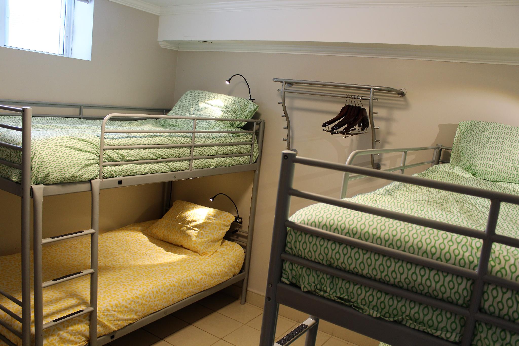 Private, Mixed Dorm, 4 Beds