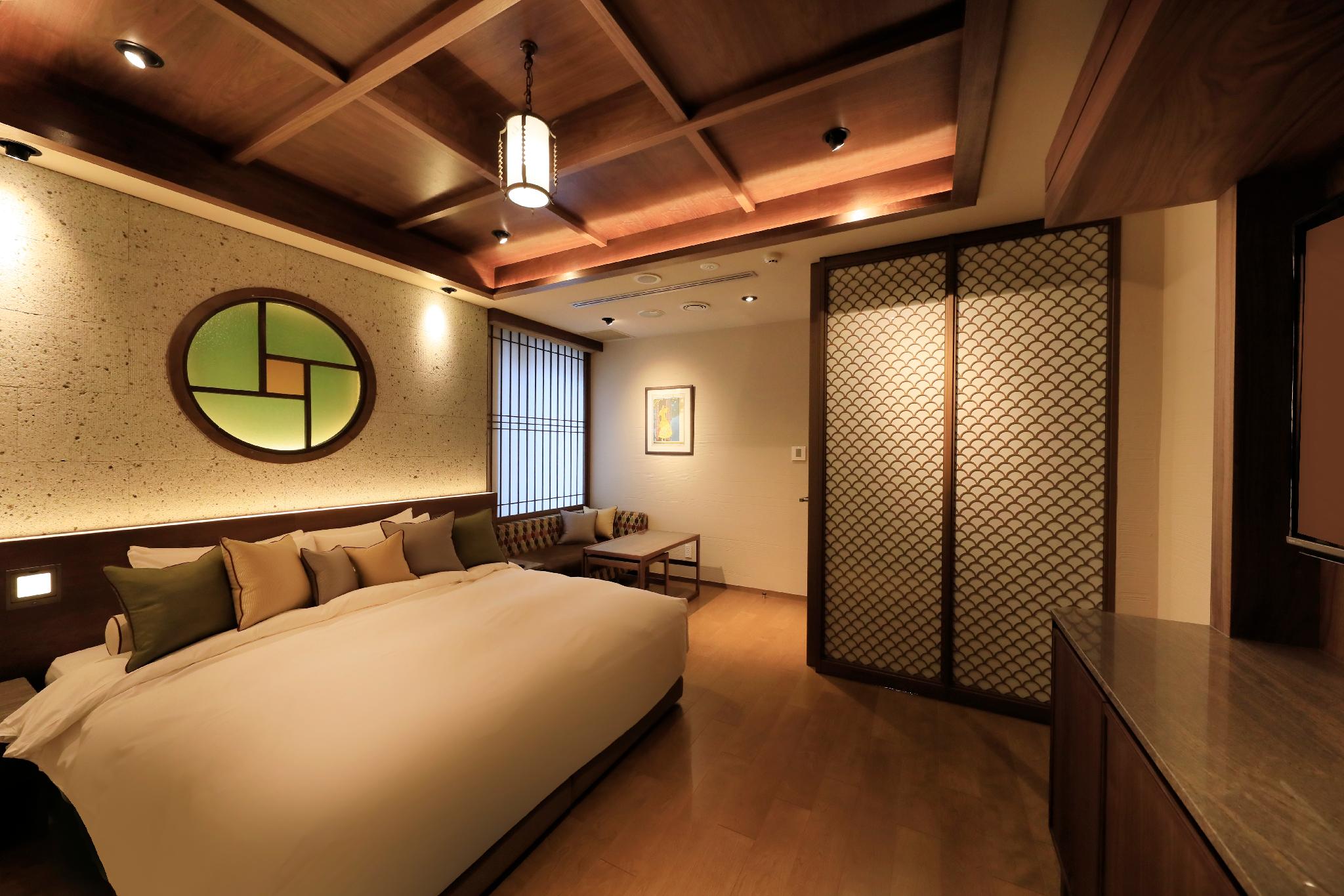 Deluxe, Double Bed