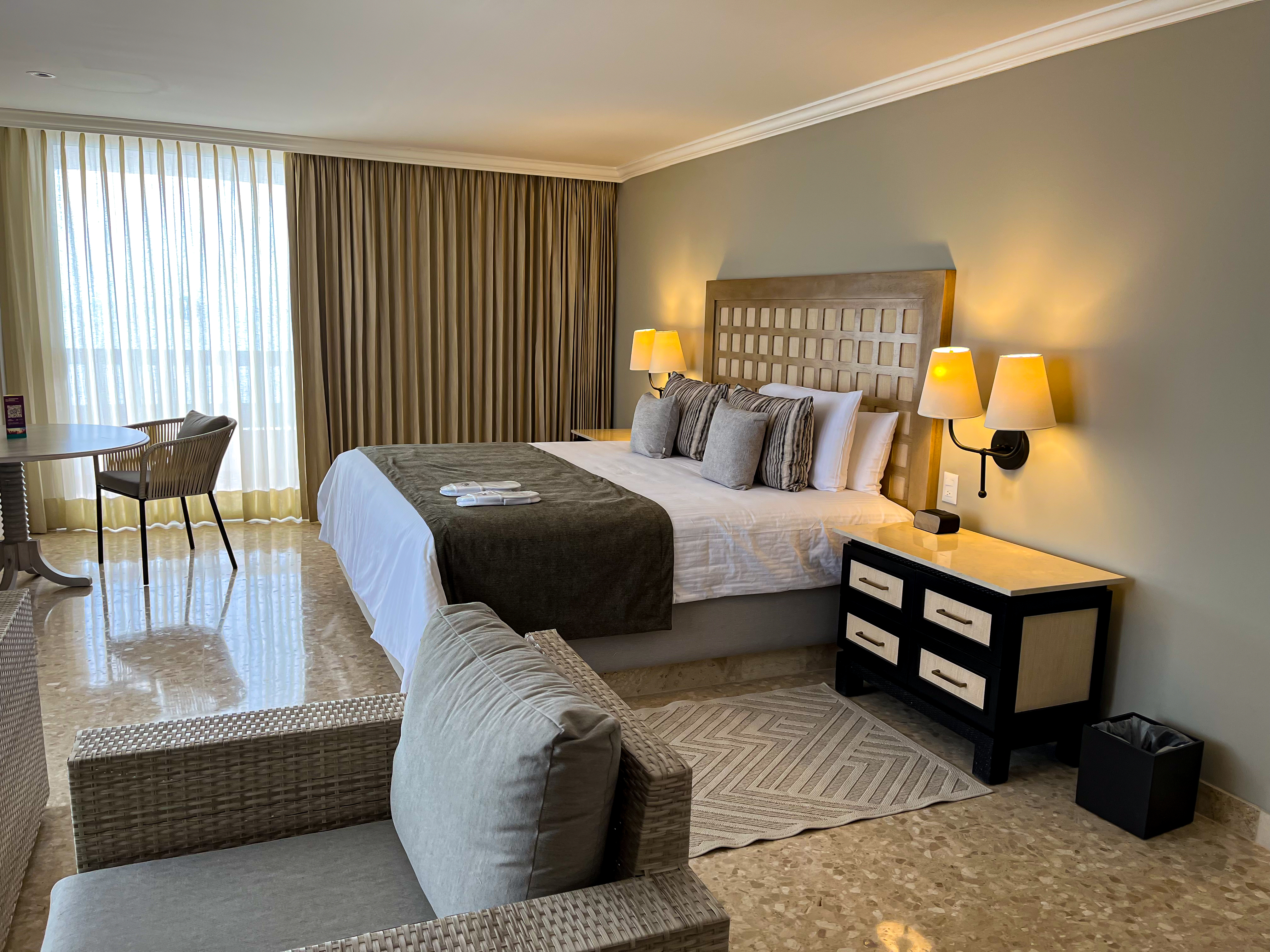 Deluxe, Double Bed, Ocean Front