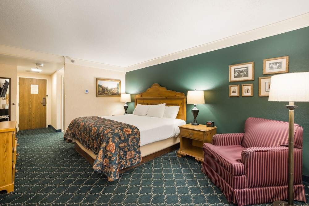 Bavarian Inn Lodge 16/64