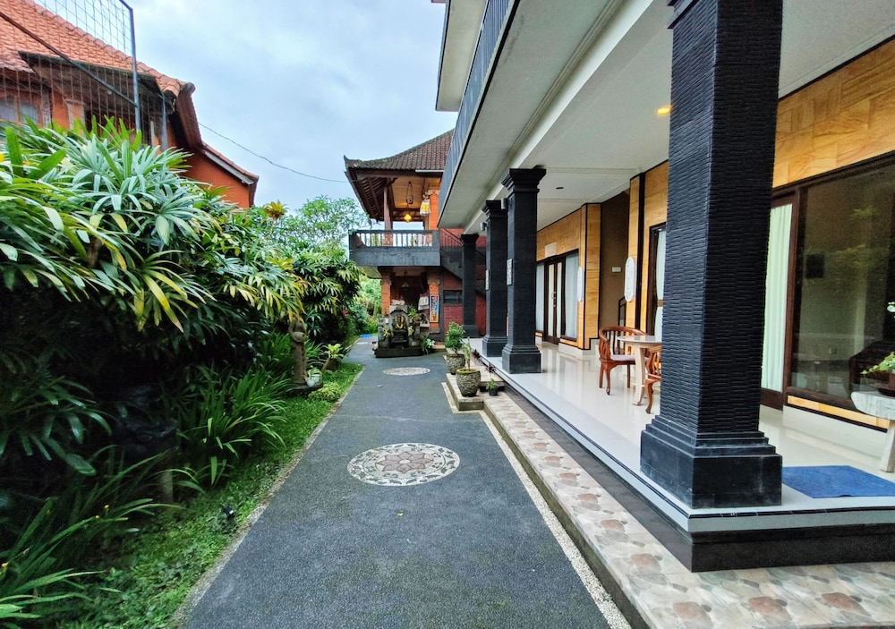 Warji House 1 31/36