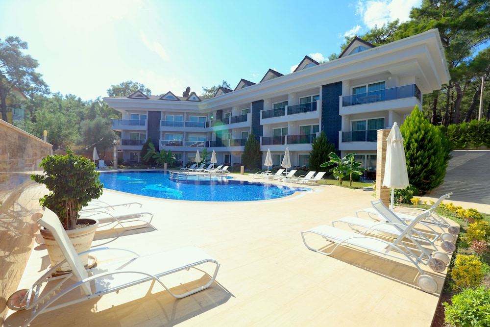 Truemar Hotels & Suites 43/50
