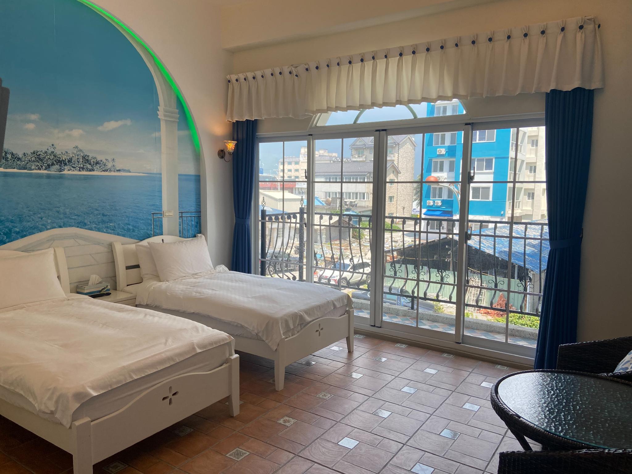 Cityscape, Deluxe, Twin Beds