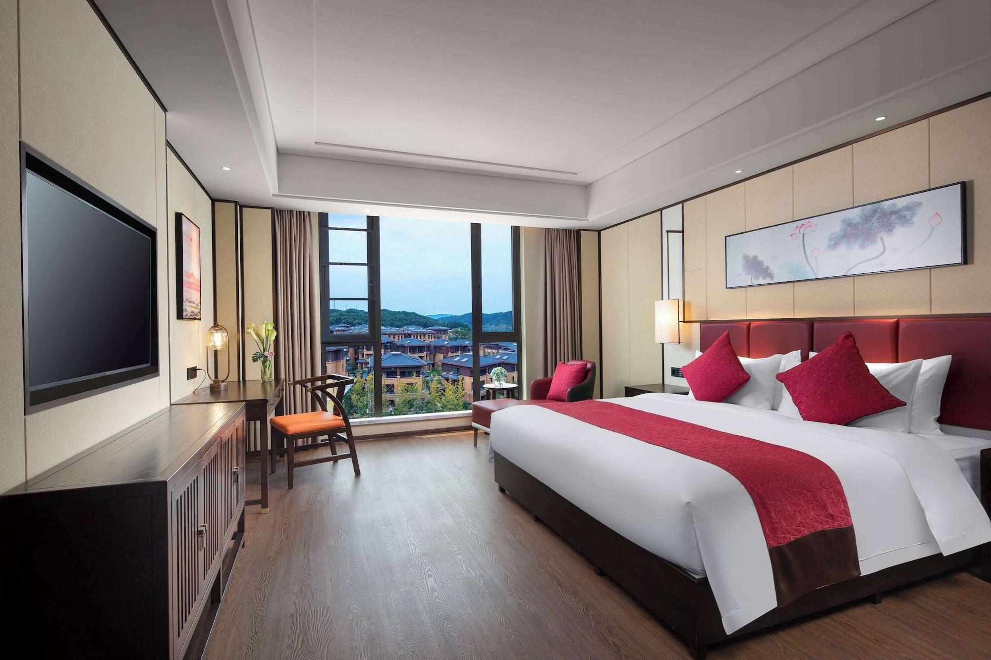 Ramada by Wyndham Yingshan Jiulongwan Resort 7/26