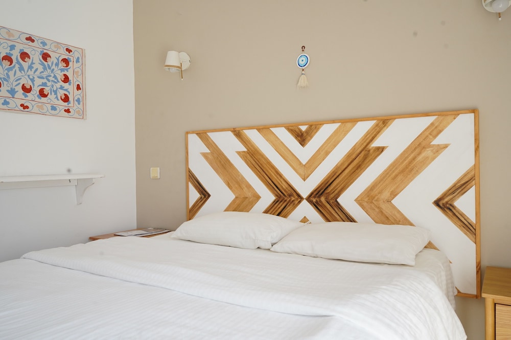Standard, Double Bed