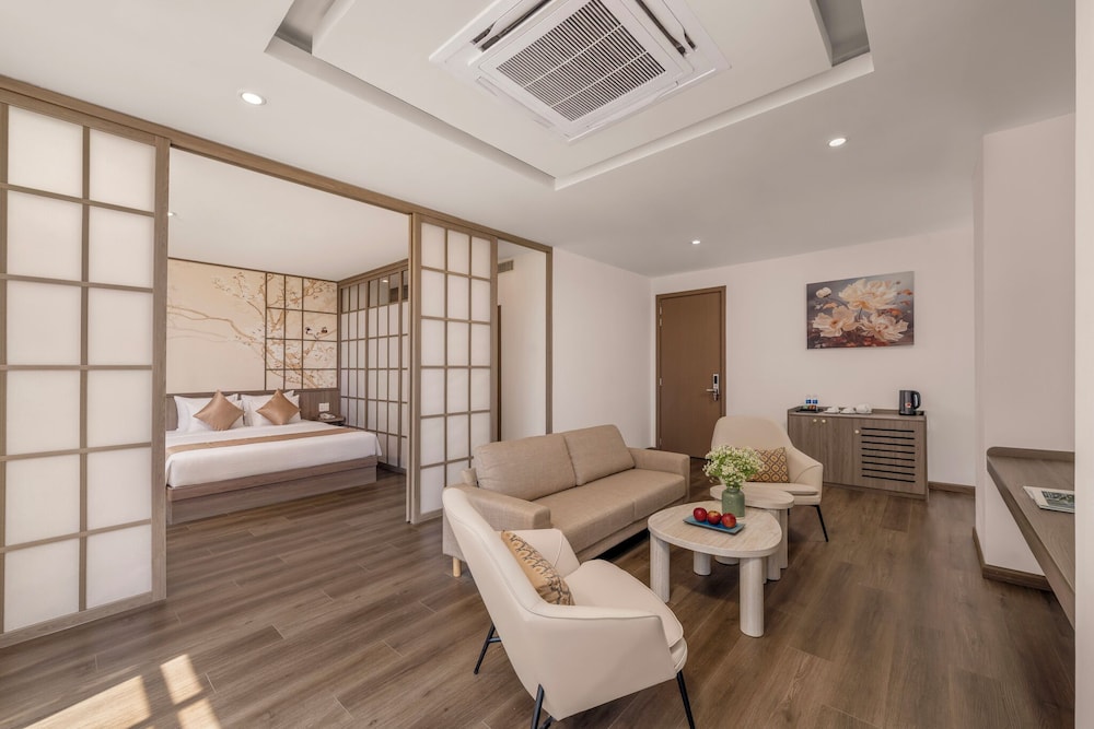 Da Nang Petro Hotel 39/71