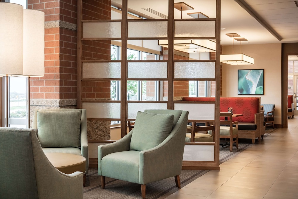 Hyatt Place Kansas City Lenexa City Center 35/56