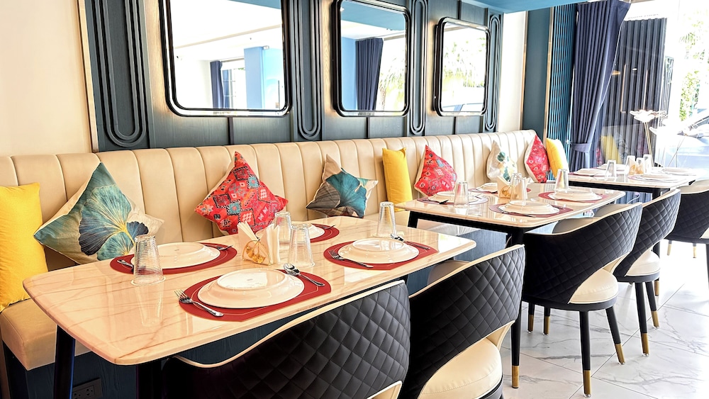 SQ Boutique Hotel 36/44