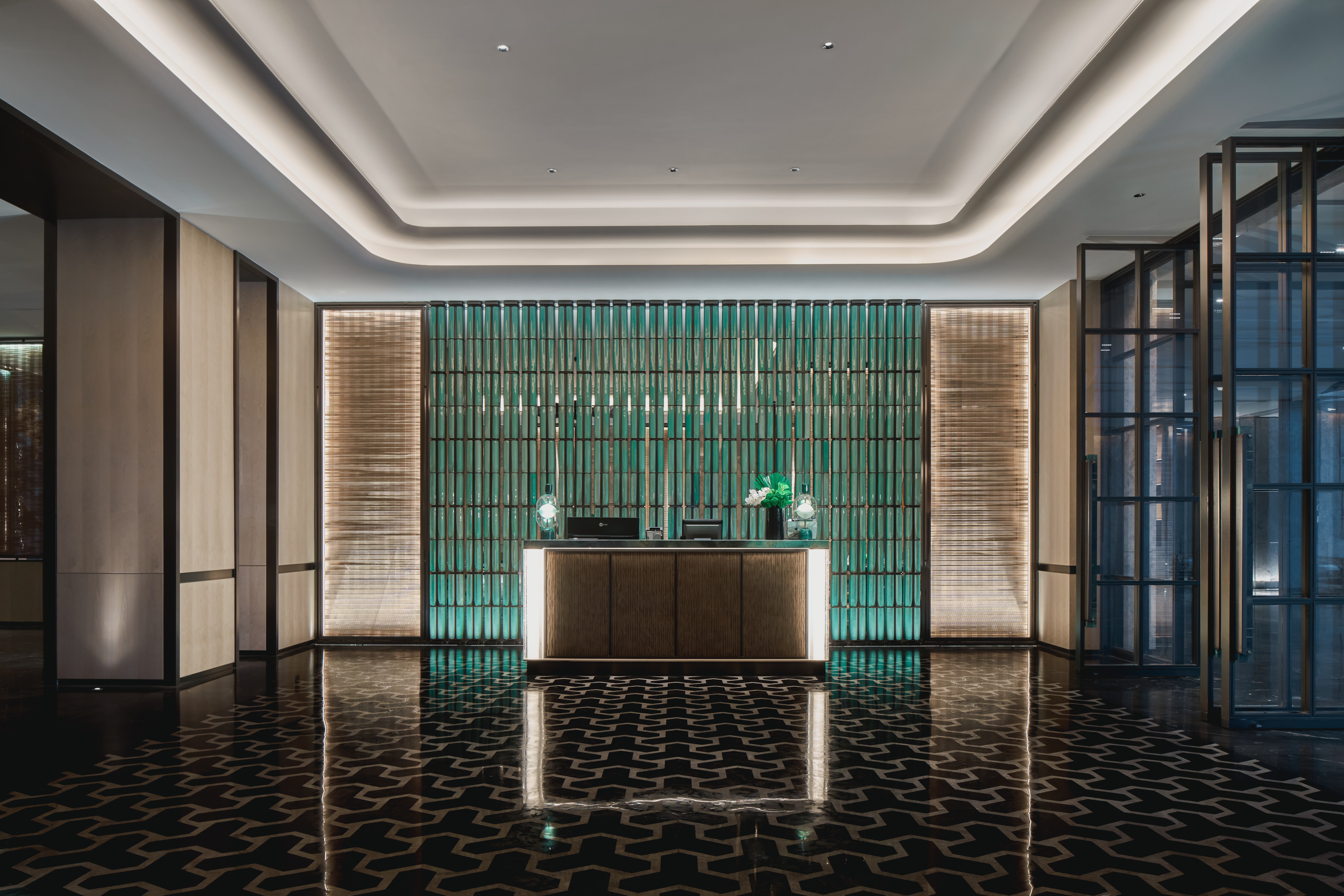 Crowne Plaza Shangluo 8/60