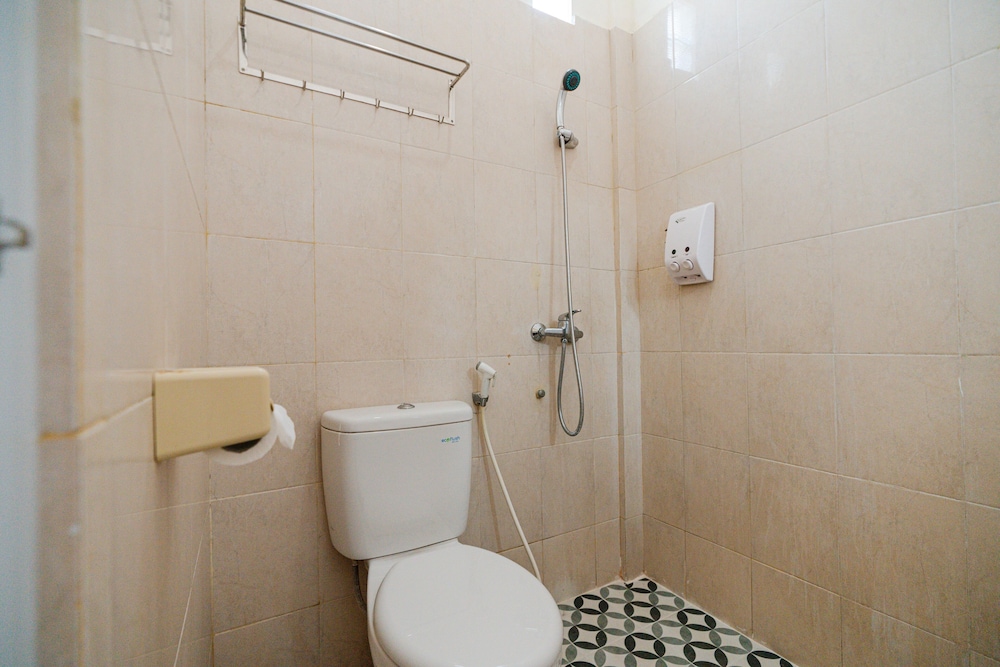 Pondok Anyar Inn 46/50