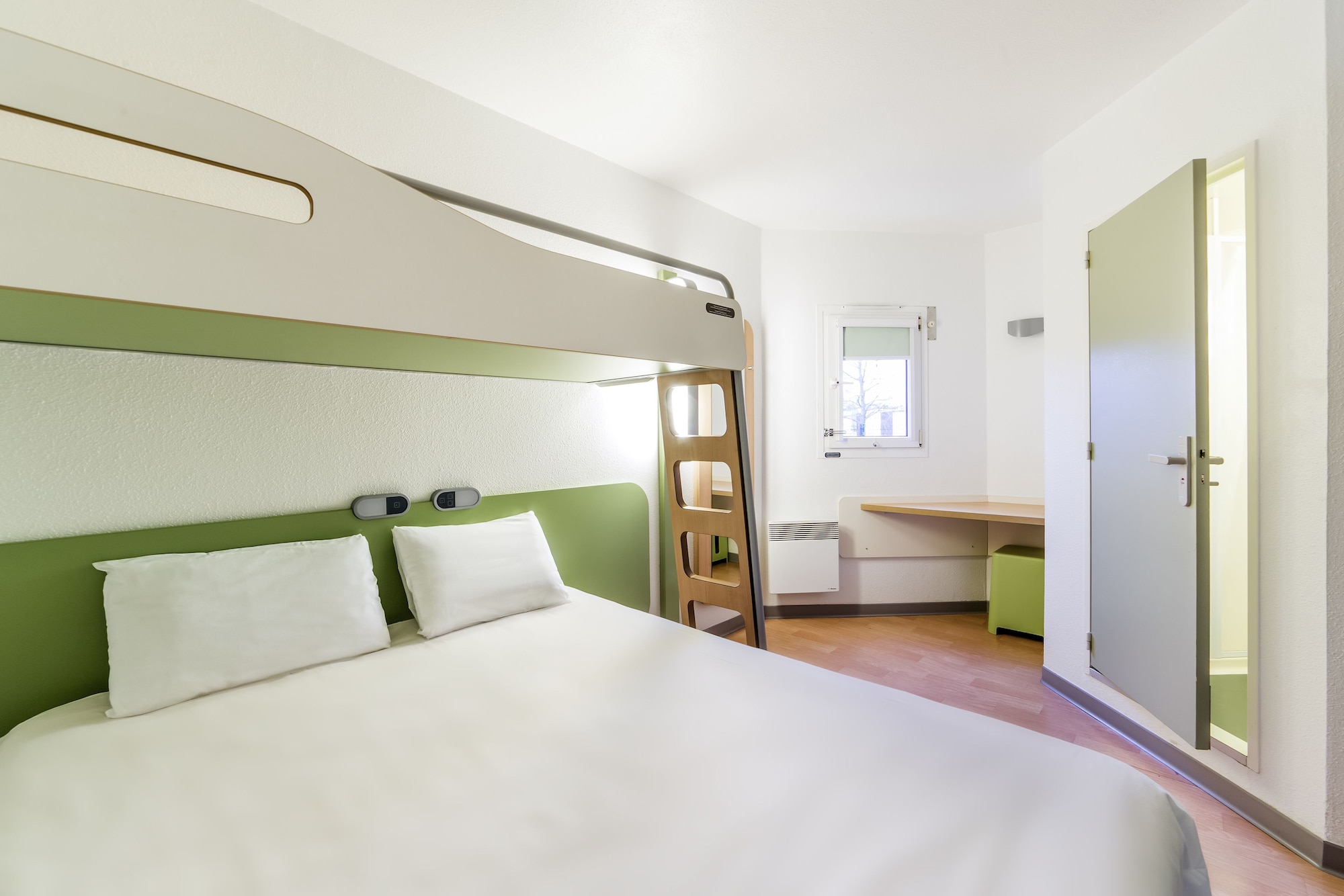Room, Triple, Double and Bunk Bed