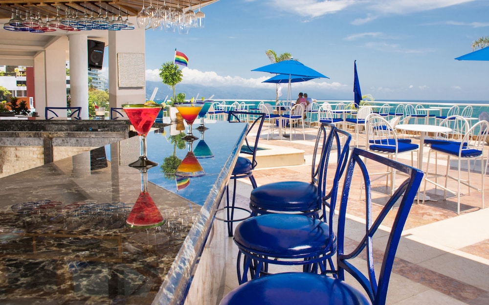 Chairs Resort By the Sea 31/49