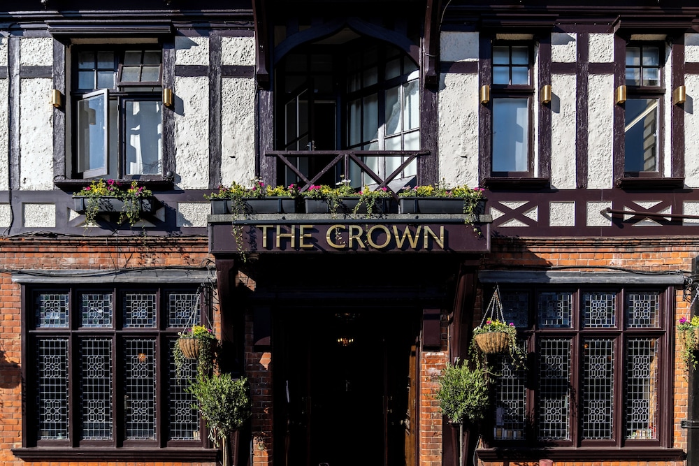 Crown Hotel 1/50