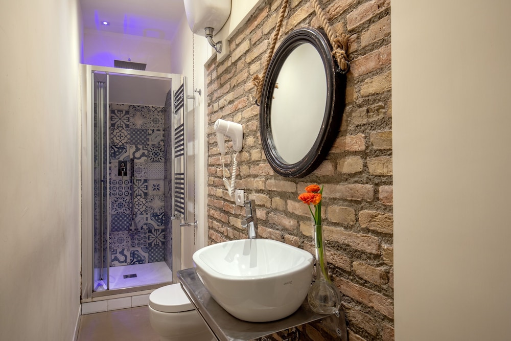 Spagna Secret Rooms 21/42