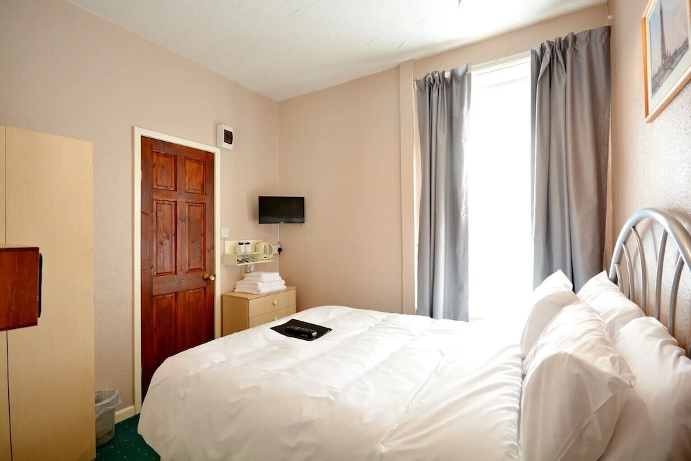 Royal Oakwell Hotel 30/52