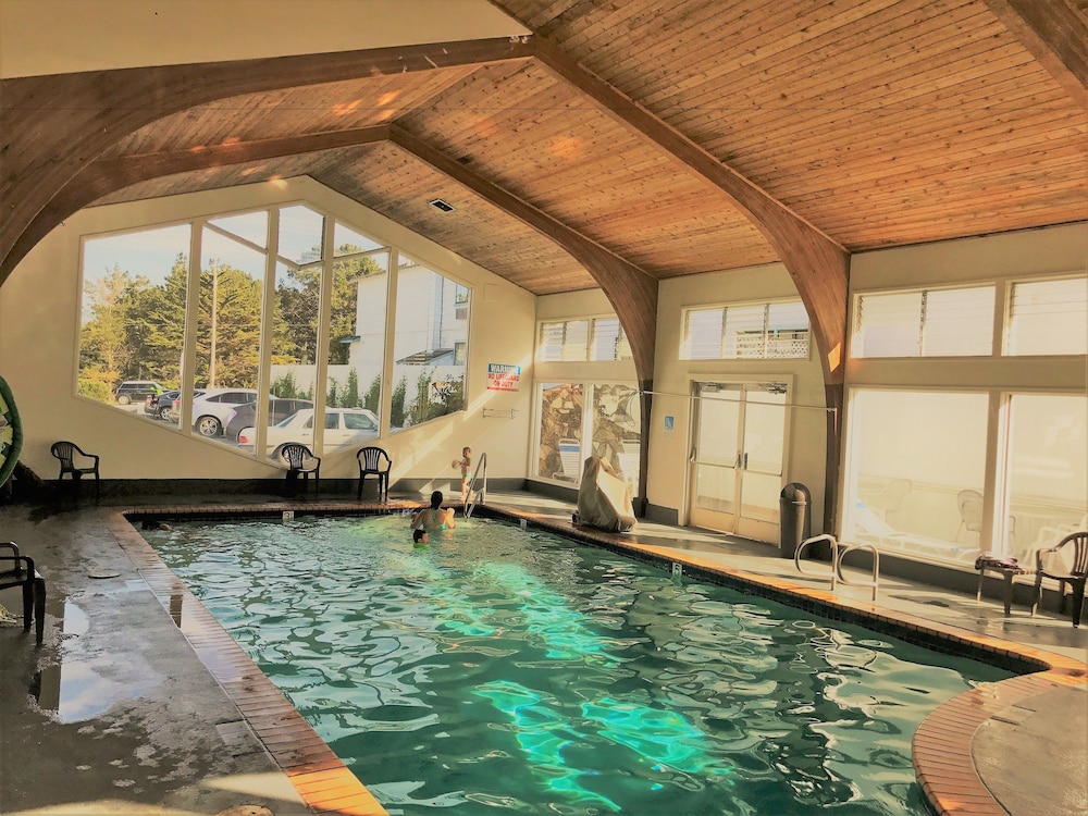 Stargazer Inn And Suites 9/66