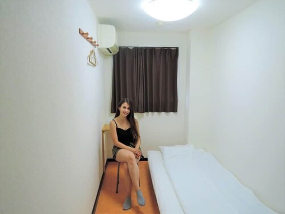 Hotel Lucky 17/45