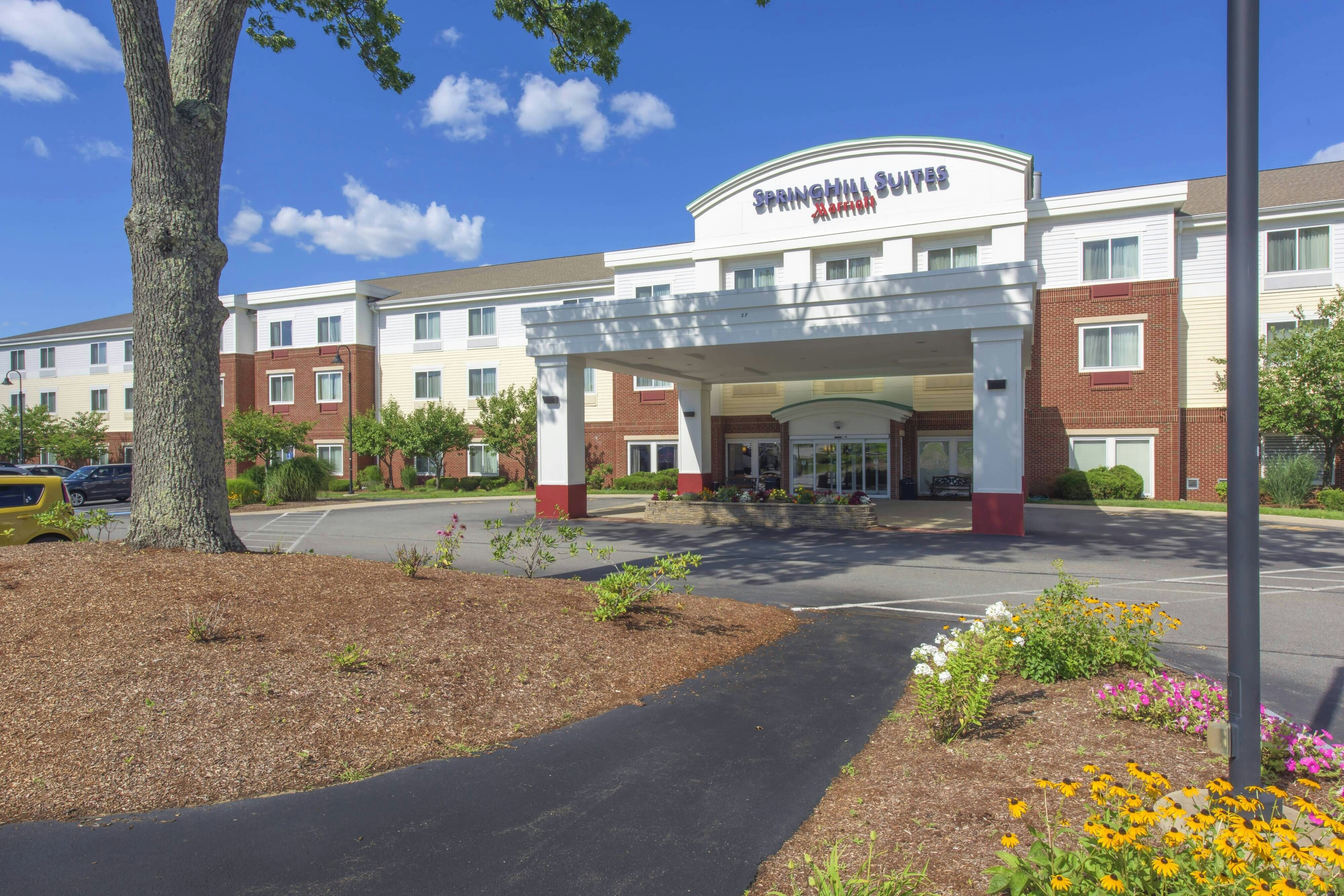 SpringHill Suites by Marriott Boston Devens Common Center 7/8