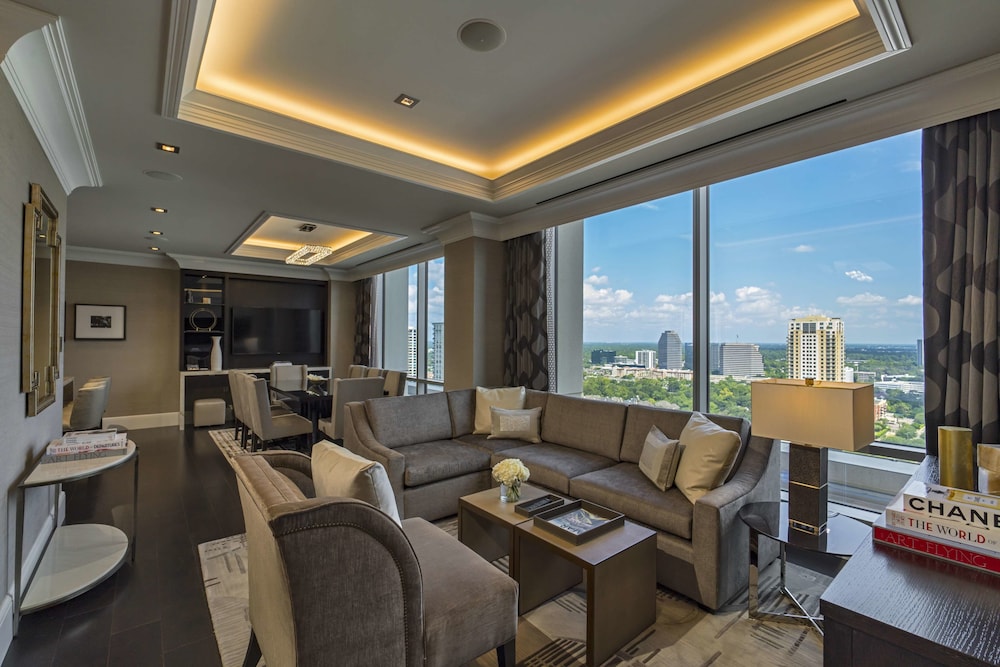 The Post Oak Hotel at Uptown Houston 45/74
